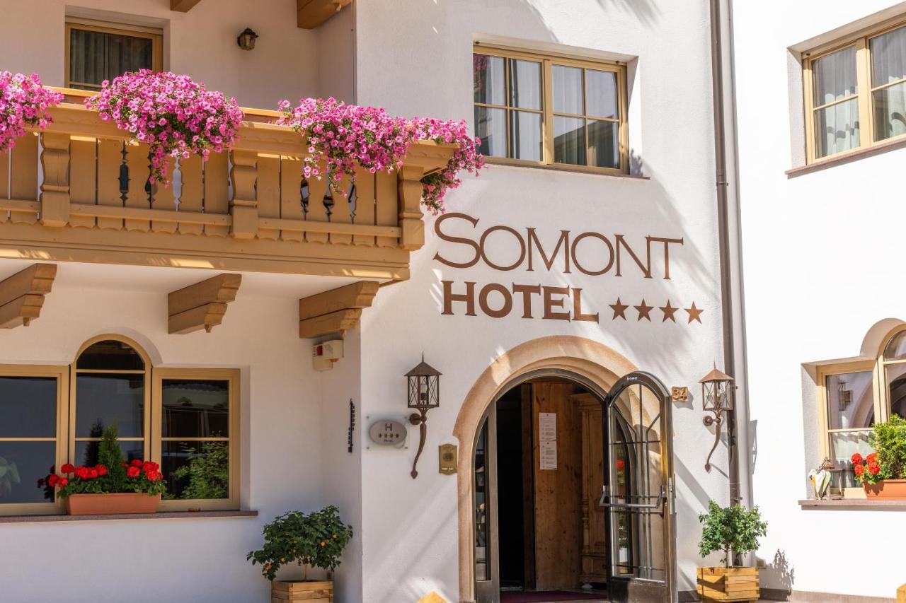 Hotel Somont セルヴァ・ディ・ヴァル・ガルデーナ エクステリア 写真