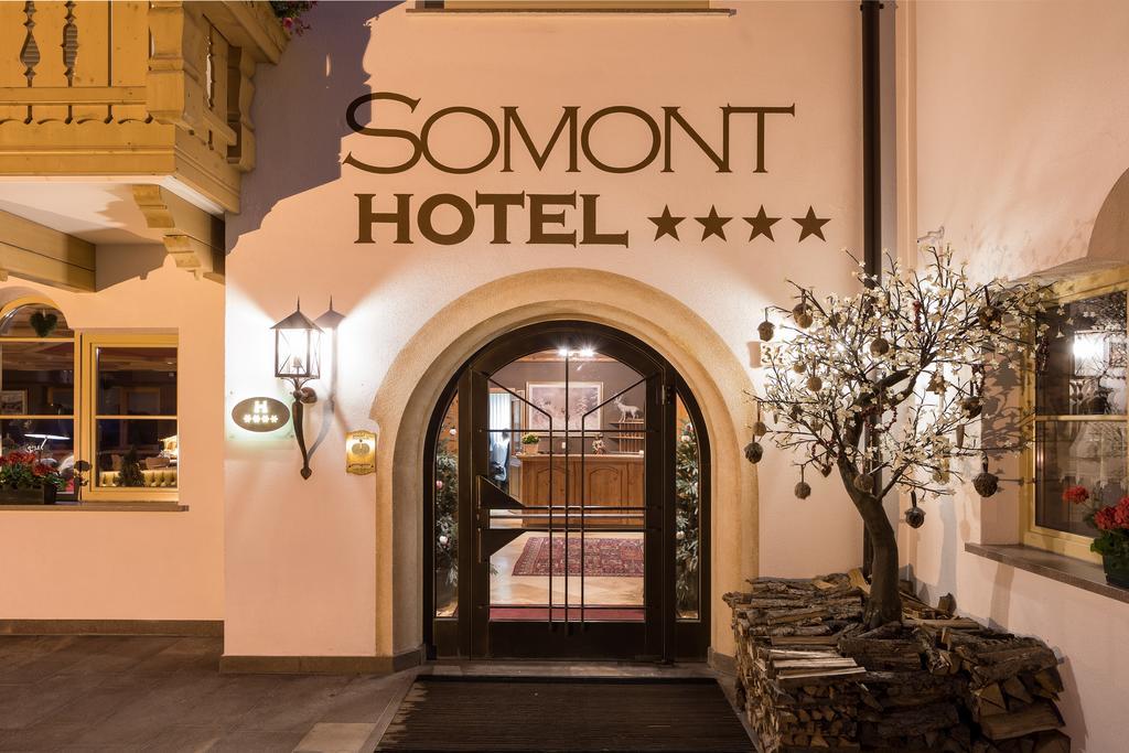 Hotel Somont セルヴァ・ディ・ヴァル・ガルデーナ エクステリア 写真